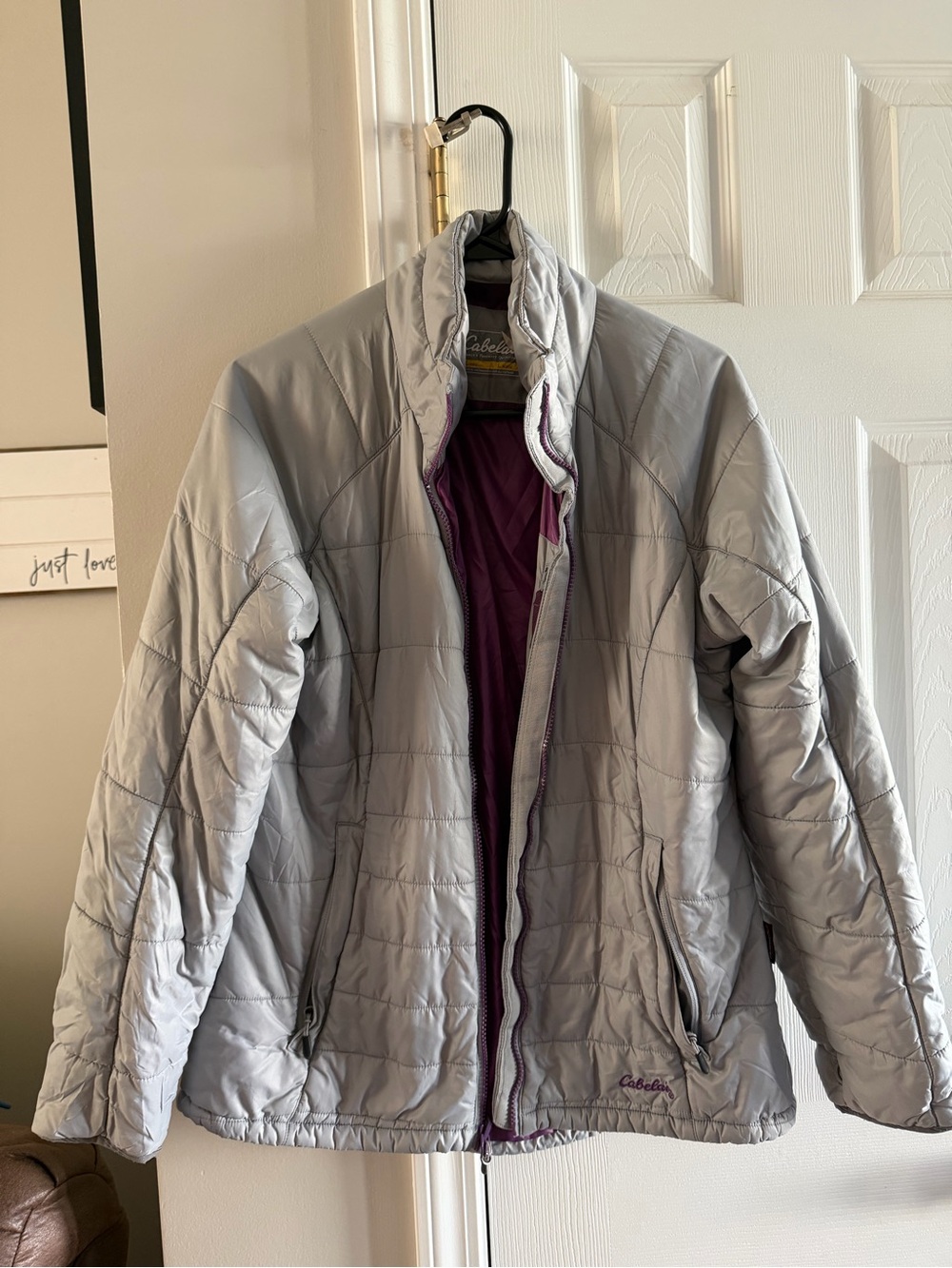 Cabela's Women's Large Primaloft Insulated Puffer Jacket Gray Purple